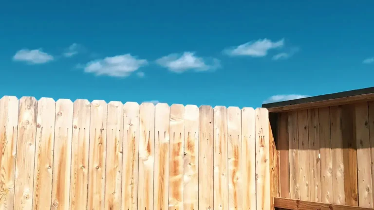 how to clea a fence